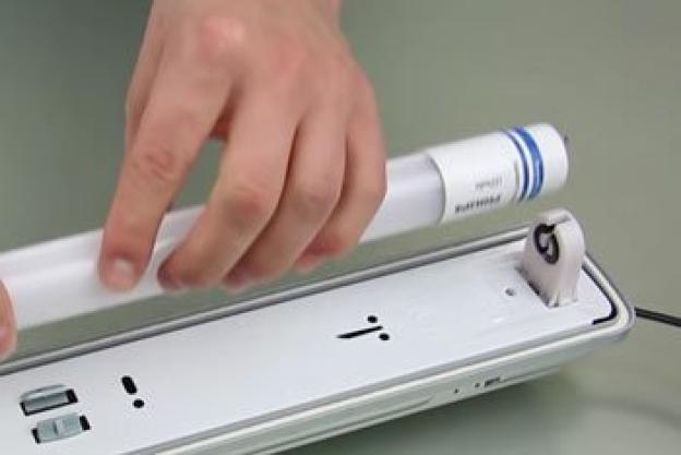 How to install an LED T8 tube in fixtures with electronic ballast